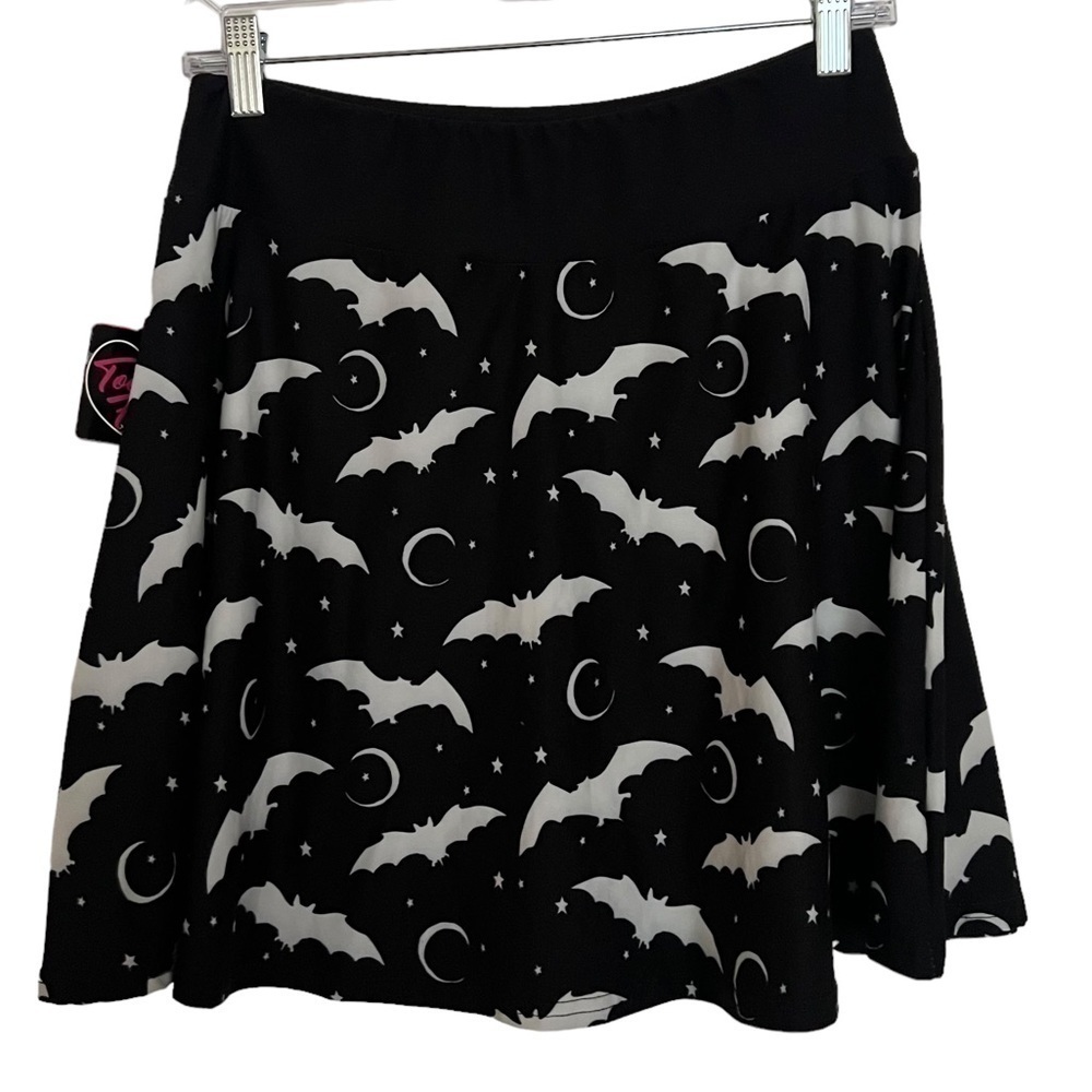 Too Fast Black Starry Moon Bats Mini Skater Skirt NWT Medium - Picture 3 of 7